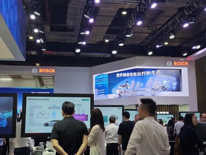 AMTS带你探秘上海车展:AI、智能座舱、智能底盘、驾控超级大脑&hellip;还有更多汽车黑科技!